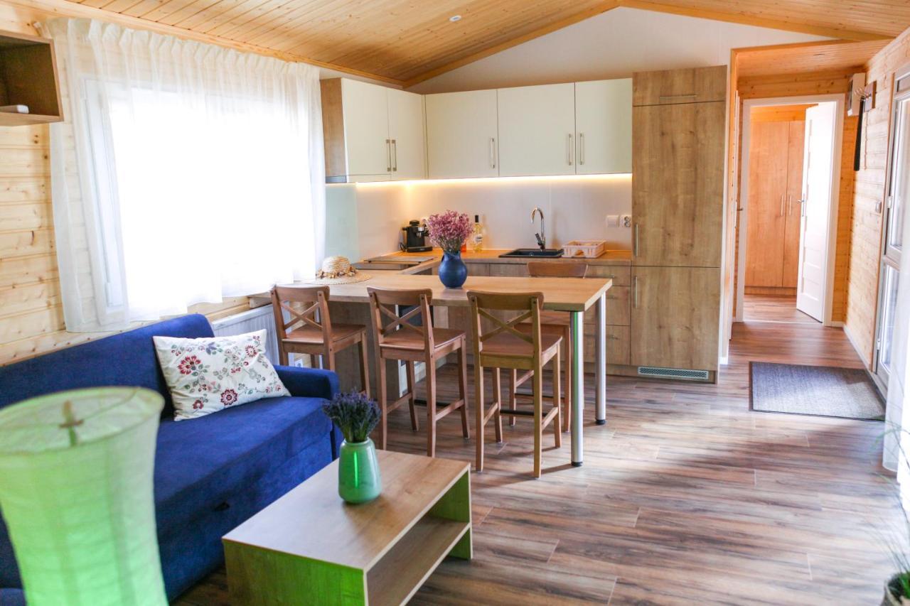 Naposoldal Vendeghaz Apartment Таполца Екстериор снимка